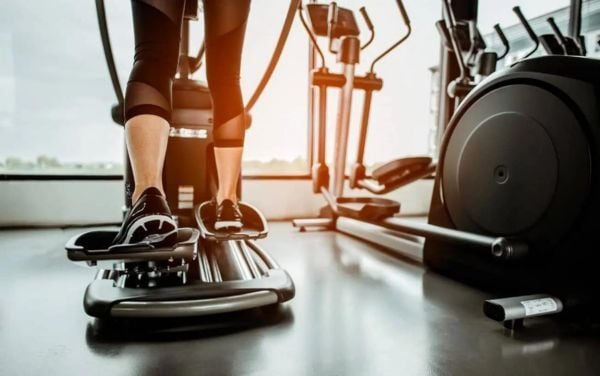 Elliptical có tác động thấp nhưng mang lại hiệu quả cho kế hoạch đào tạo của bạn