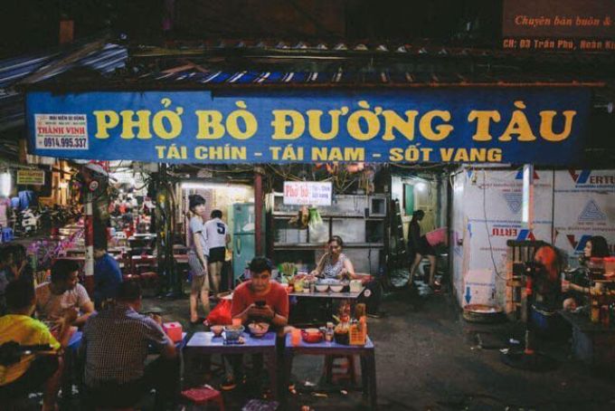 phở sốt vang Hà Nội Đường Tàu