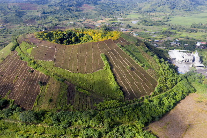 nui-lua-lam-thay-doi-khi-quyen