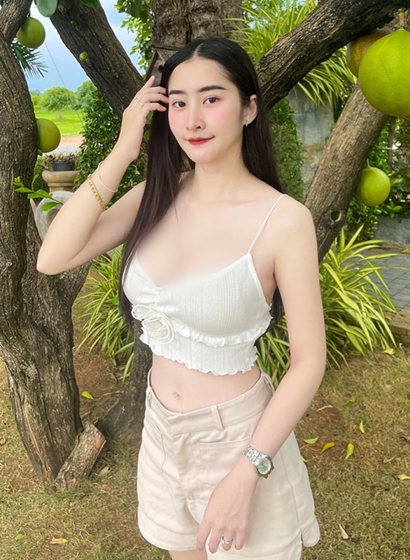 Hot girl nguc khung me mot xe sau khoe duong cong-Hinh-3