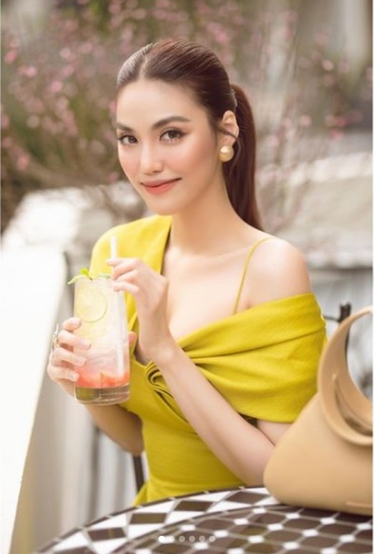 Bí quyết làm đẹp từ “cây nhà lá vườn” của Lan Khuê - Hình 6 Bi quyet lam dep tu “cay nha la vuon” cua Lan Khue-Hinh-6