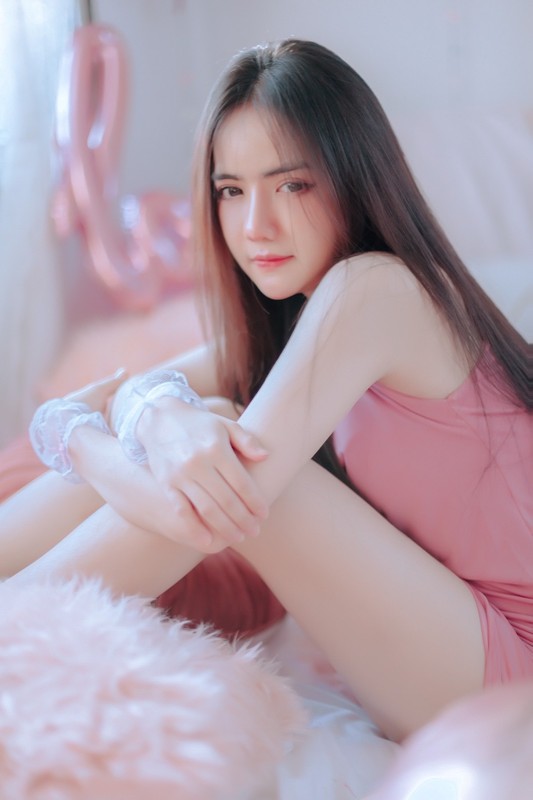 Dao pho, hot girl xinh dep co tinh dien noi y khoe vong 1-Hinh-6