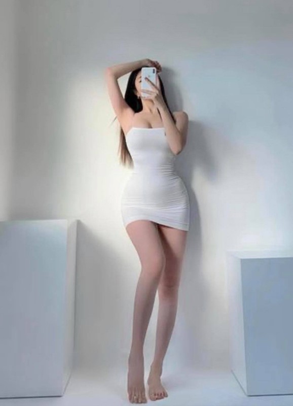 Kho roi mat hot girl mac goi cam khoe body dep nhu tac tuong-Hinh-5